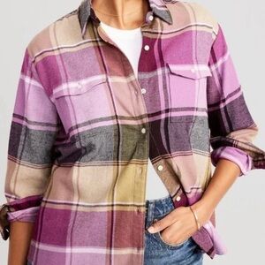 Old navy The Boyfriend Shirt Flannel oversized plaid button-up Womens Size Large